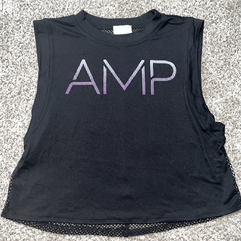 NEVER WORN!! LIFETIME FITNESS Apparel- black mid drift AMP tank